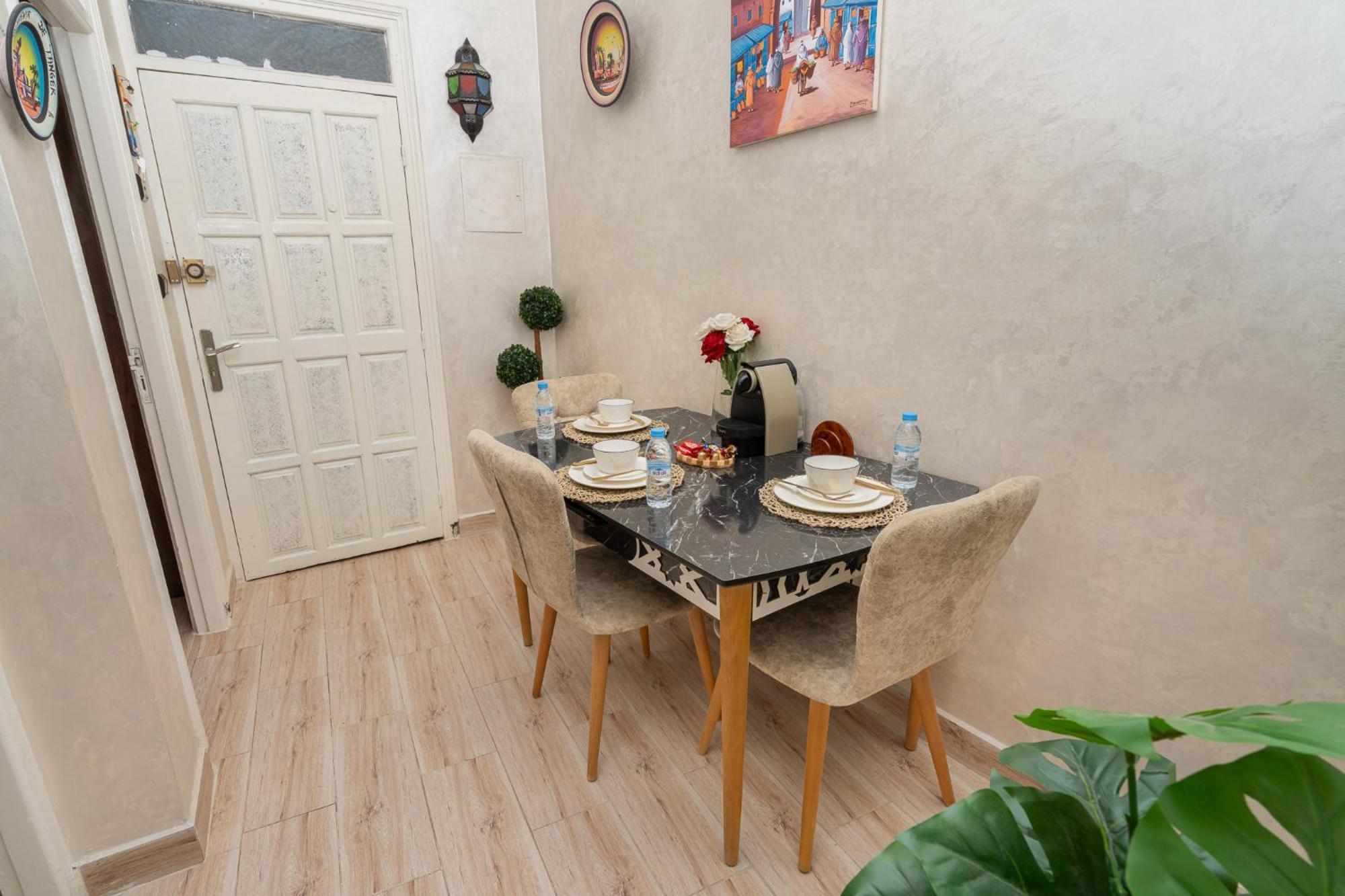 Ensolleille Au Coeur De Apartment